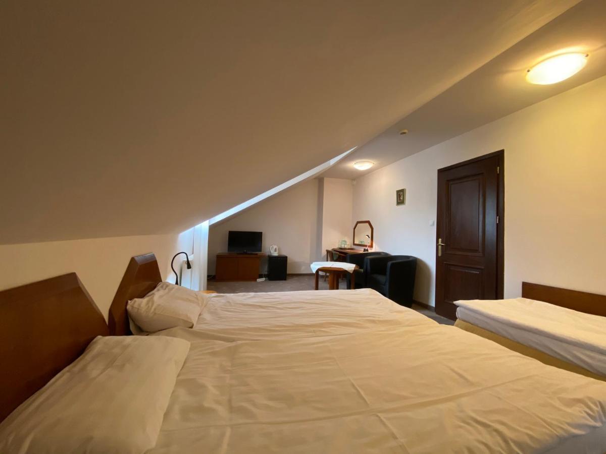 Hotel Grant Krynica Zdroj Ngoại thất bức ảnh