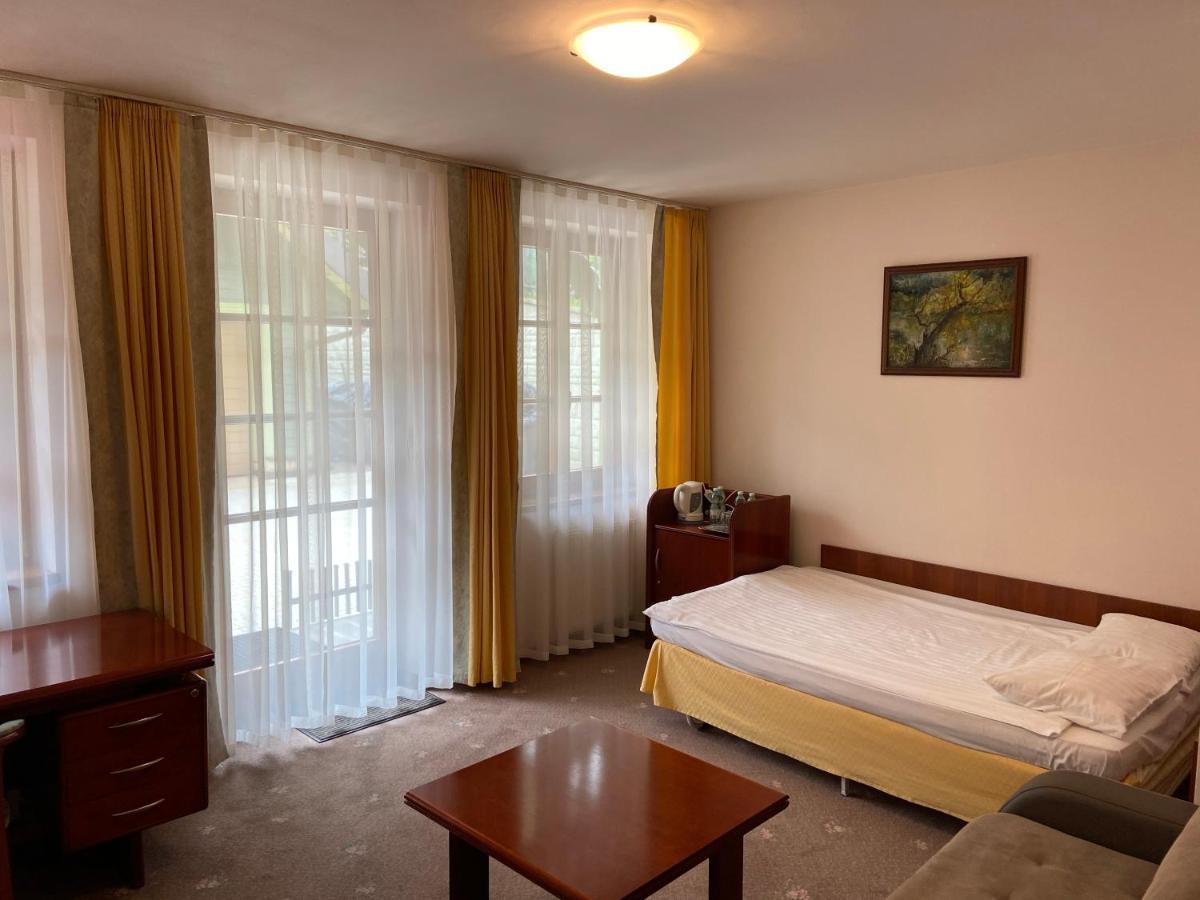 Hotel Grant Krynica Zdroj Ngoại thất bức ảnh
