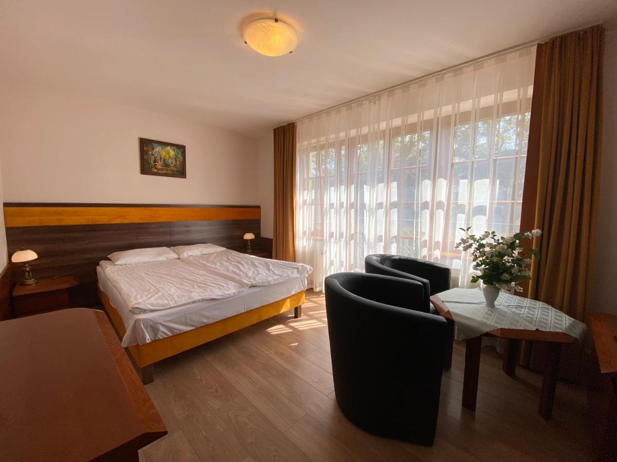 Hotel Grant Krynica Zdroj Ngoại thất bức ảnh