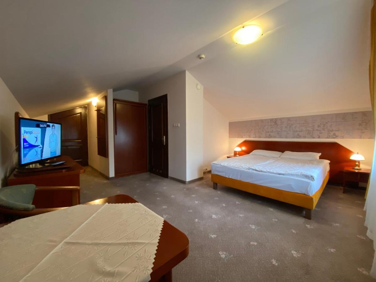 Hotel Grant Krynica Zdroj Ngoại thất bức ảnh