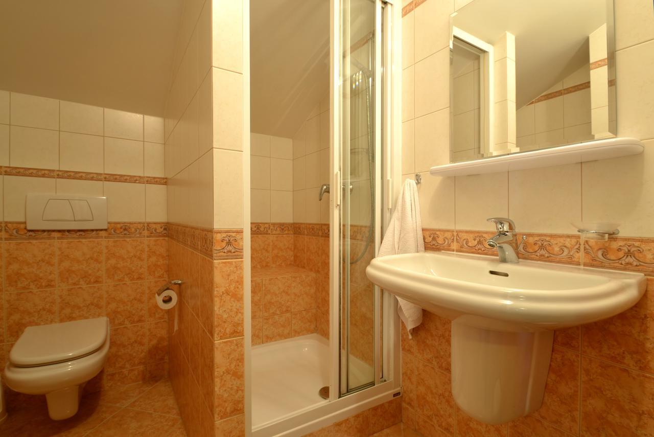 Hotel Grant Krynica Zdroj Ngoại thất bức ảnh
